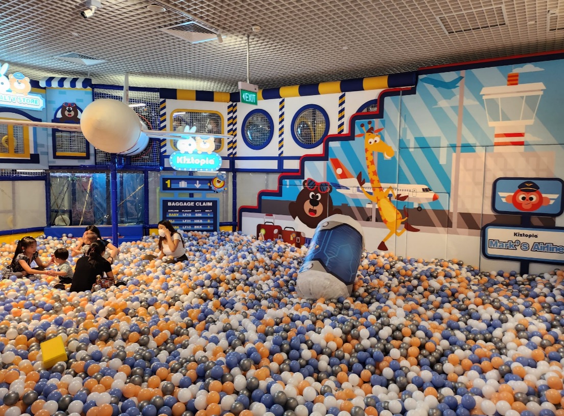 Kiztopia Club Jewel Ballpit