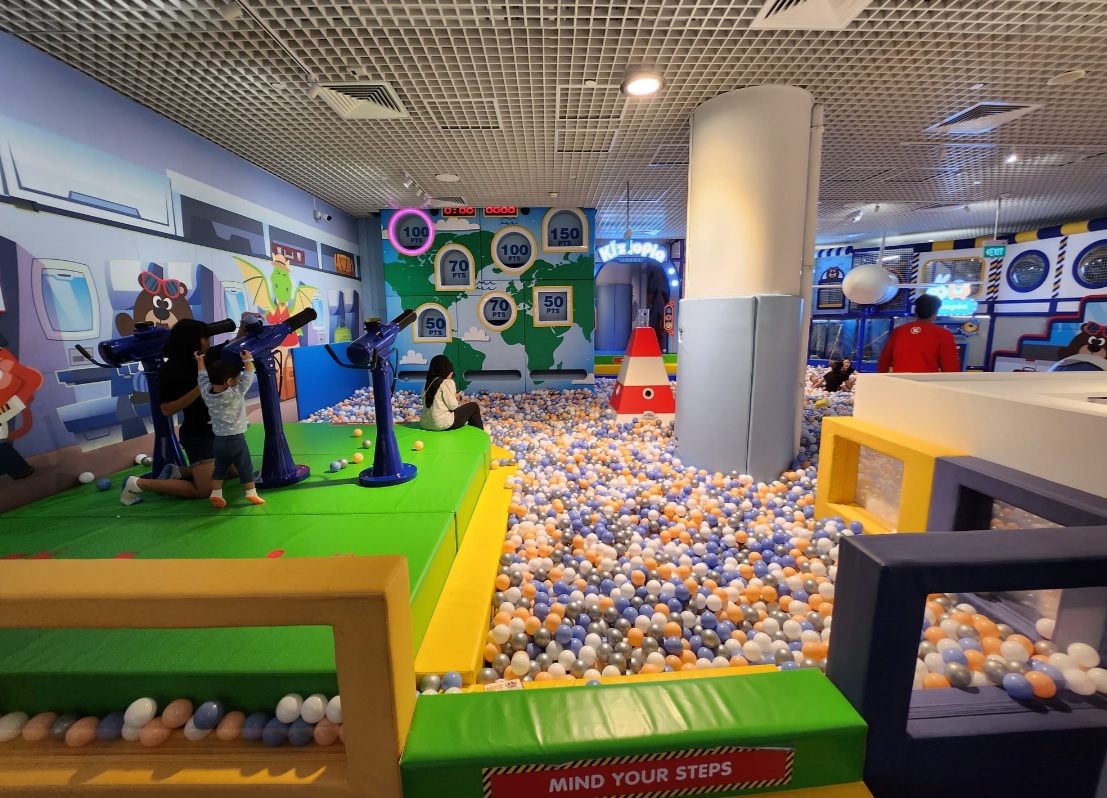 Kiztopia Club Jewel Ballpit